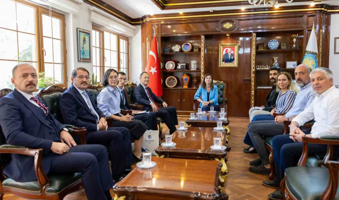 Kırgız Cumhuriyeti Ankara Büyükelçisi Ruslan Kazakbaev ve beraberindeki heyet, Diyarbakır