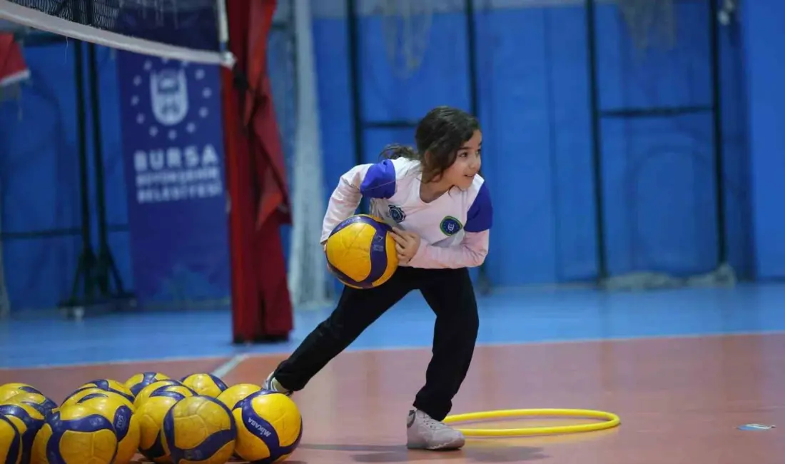 Bursa Büyükşehir Belediyesi tarafından düzenlenen Kış Spor Okulları’nda yeni dönem