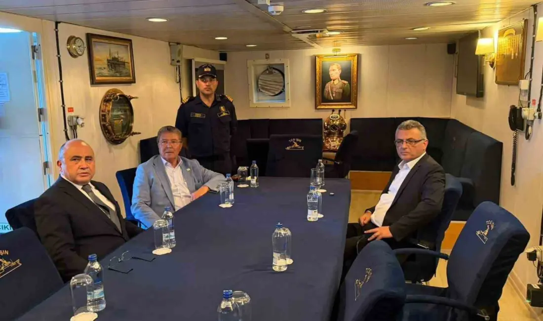 Kuzey Kıbrıs Türk Cumhuriyeti (KKTC) Cumhurbaşkanı Tufan Erhürman, Girne açıklarında