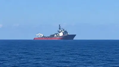 Kuzey Kıbrıs Türk Cumhuriyeti (KKTC) Başbakanı Ünal Üstel, Girne açıklarında