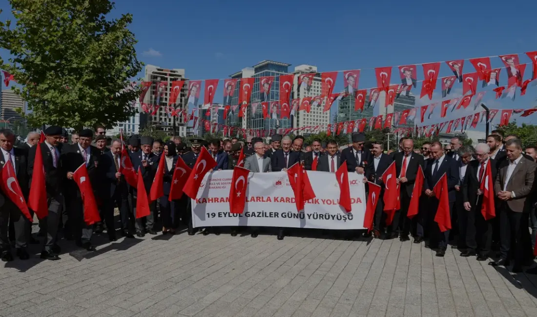 Mihraplı Şehitlik Anıtı'nda düzenlenen törenle 19 Eylül Gaziler Günü kutlandı.