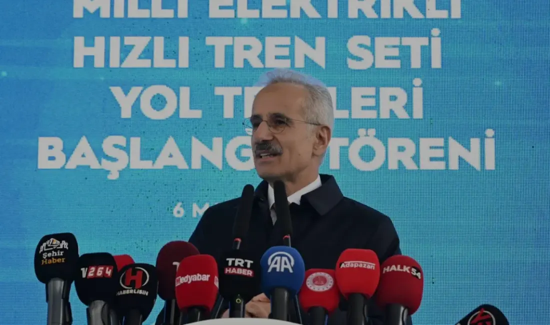 Ulaştırma ve Altyapı Bakanı Uraloğlu, Milli Hızlı Tren projesinde seri