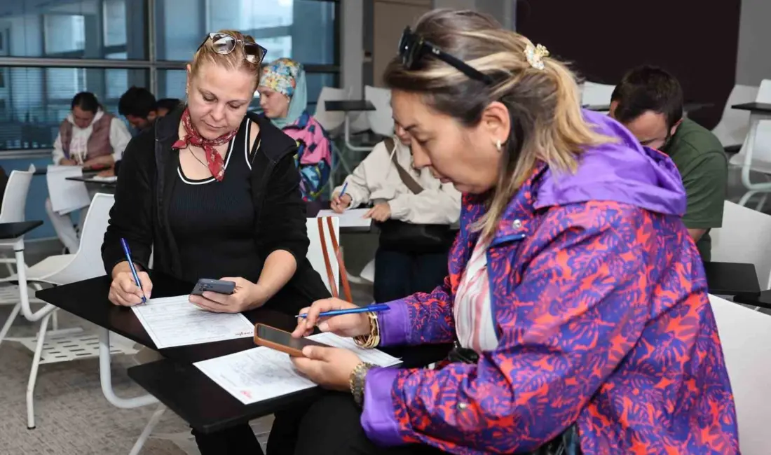 Nilüfer Belediyesi, iş arayanlar ile iş verenleri buluşturduğu toplu iş