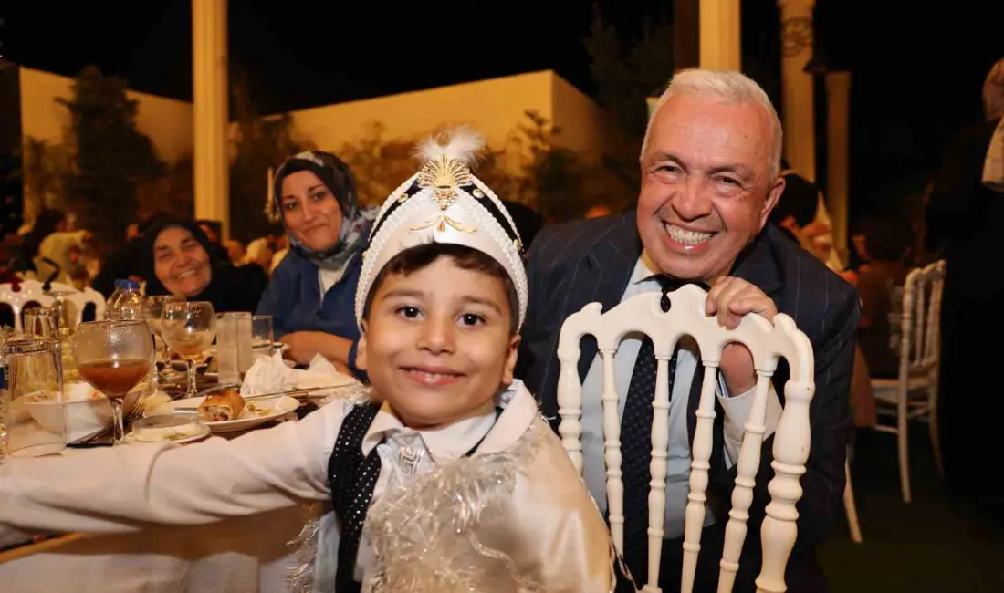 Nilüfer Belediyesi’nin düzenlediği 22’nci Geleneksel Sünnet Şöleni’nde 145 çocuk ve