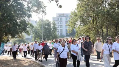Nilüfer Belediyesi, Dünya Alzheimer Ayı etkinlikleri kapsamında toplumsal farkındalık oluşturmak