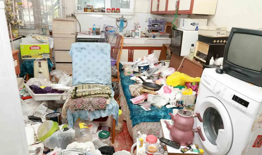 Osmangazi Belediyesi, ilçe genelinde temizlik çalışmalarını aralıksız sürdürürken, vatandaşlardan gelen