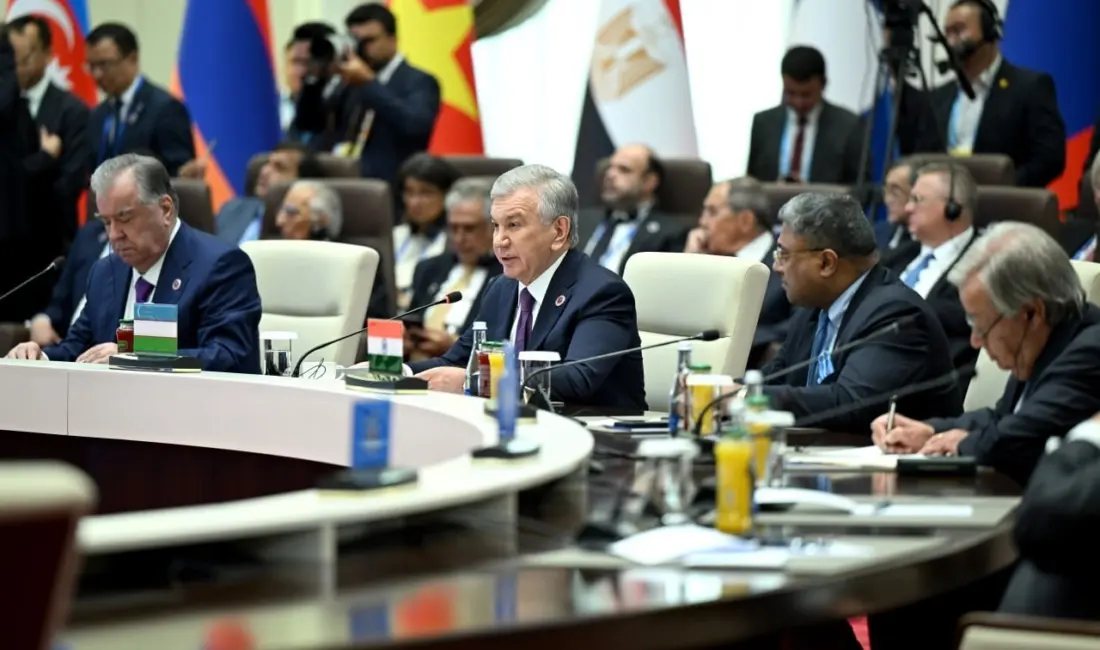 Özbekistan Cumhurbaşkanı Şevket Mirziyoyev, Şanghay İşbirliği Örgütü (ŞİÖ) genişletilmiş liderler