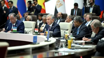 Özbekistan Cumhurbaşkanı Şevket Mirziyoyev, Şanghay İşbirliği Örgütü (ŞİÖ) genişletilmiş liderler