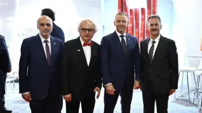 Polonya Cumhurbaşkanı Karol Nawrocki, MSPO Fuarı’nda Cumhurbaşkanlığı Savunma Sanayii Başkanlığı