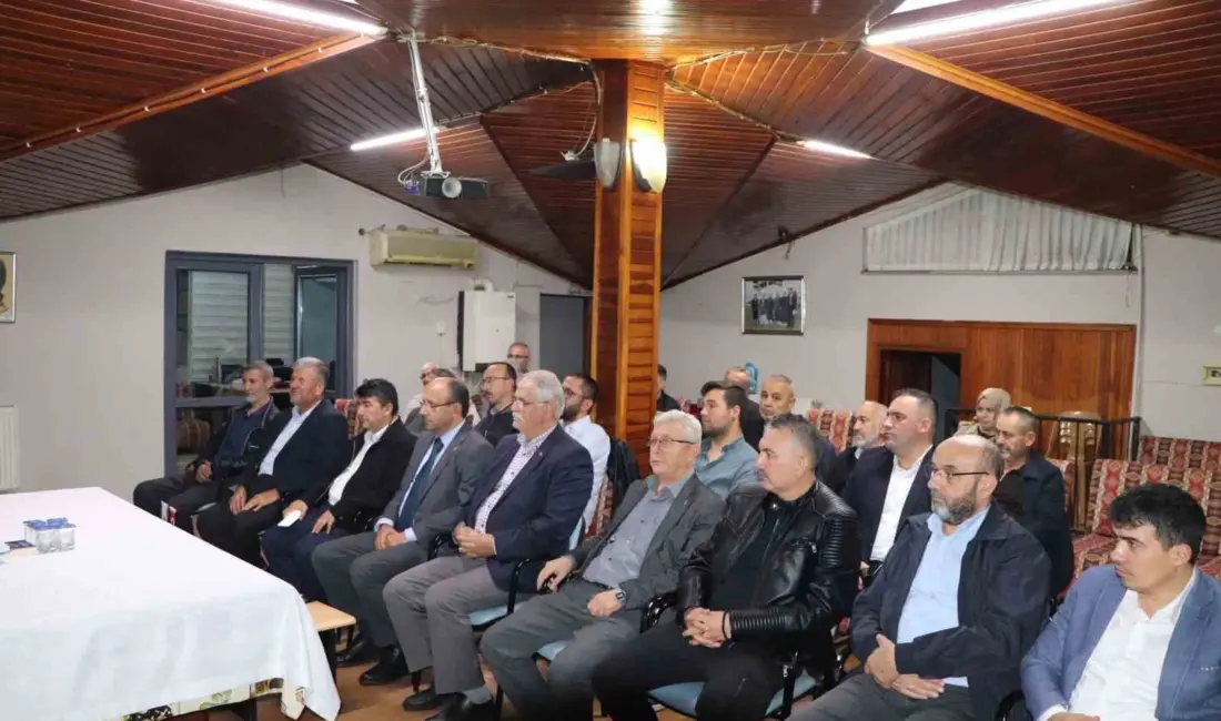 Bursa Uludağ Üniversitesi İlahiyat Fakültesi Dekanı Prof. Dr. Adem Apak,
