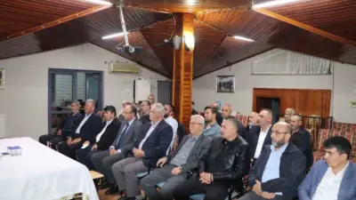 Bursa Uludağ Üniversitesi İlahiyat Fakültesi Dekanı Prof. Dr. Adem Apak,