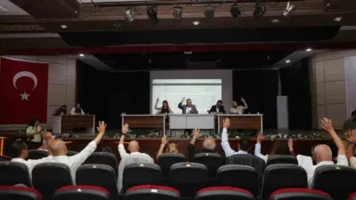 Yunusemre Belediyesi Eylül Ayı Meclis Toplantısı’nda ilçenin geleceğini ilgilendiren önemli