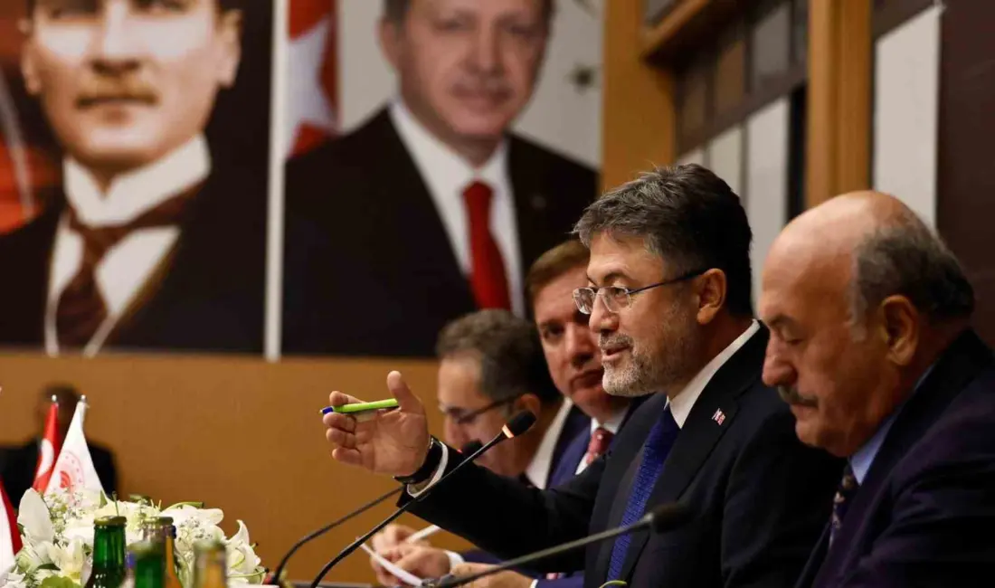 Tarım ve Orman Bakanı İbrahim Yumaklı, çeşitli programlara katılmak üzere