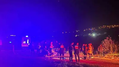 Bursa’nın Yenişehir ilçesinde alkollü tır sürücüsünün ters şeride girerek motosiklete