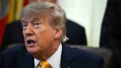 ABD Başkanı Donald Trump, “Çöküşün eşiğinde olan İran, acilen ve