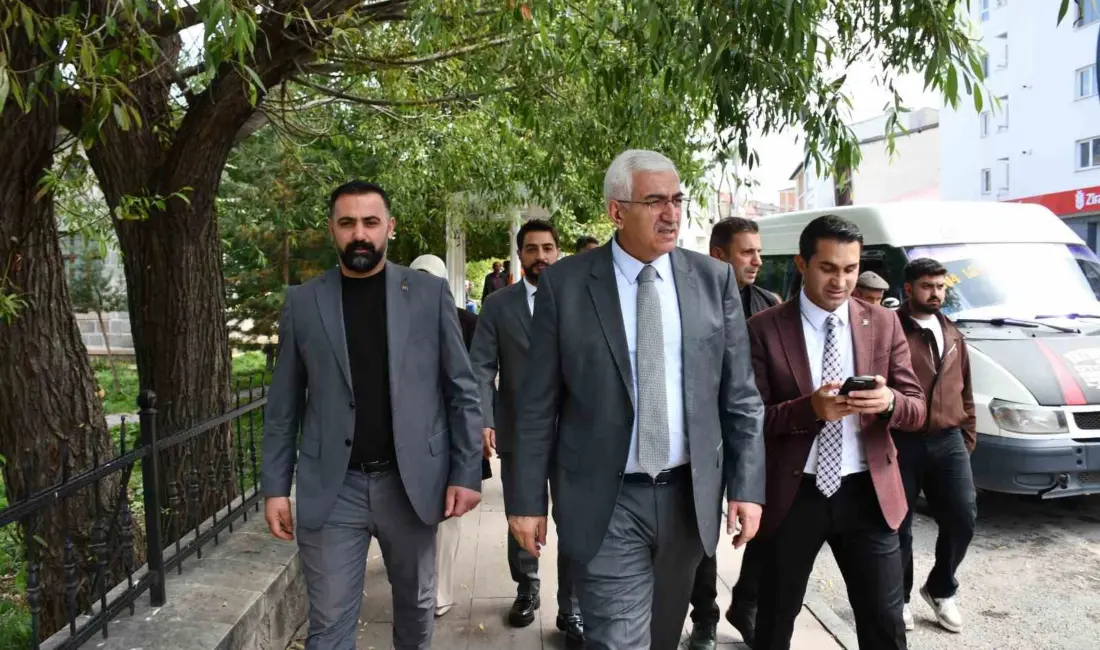 AK Parti tarafından Türkiye genelinde sürdürülen “Türkiye Yüzyılı Buluşmaları” programları