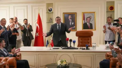 Üsküdar Belediye Başkanvekilliği görevine seçilen Dündar Ziya Gültekin, belediye başkanlık