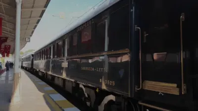 Ulaştırma ve Altyapı Bakanı Abdulkadir Uraloğlu, Venice Simplon Orient Express'in