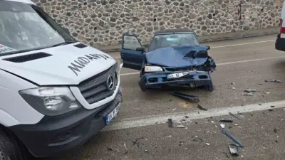 Mudanya’da Tirilye yolu Yıldız tepe mevkiinde etkili olan yağış nedeniyle