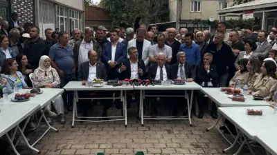 Yeni Parti Genel Başkanı Özgür Özel, Bursa’da çiftçiler tarafından traktör