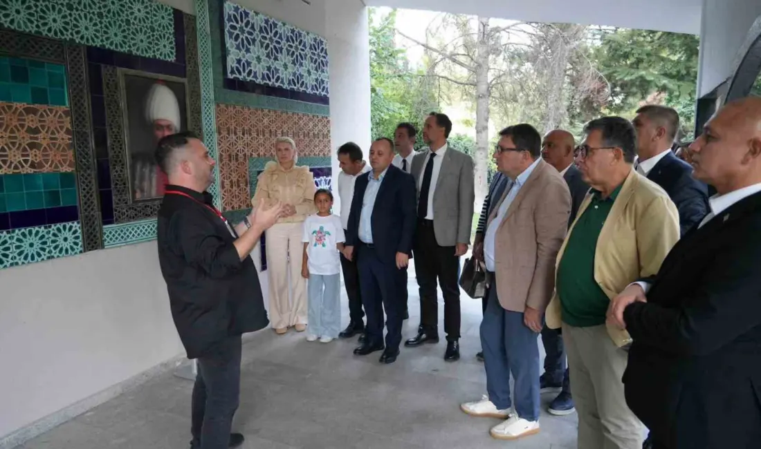 Bilecik Belediyesi ev sahipliğinde gerçekleştirilen buluşmada Yeni Partili milletvekilleri ve