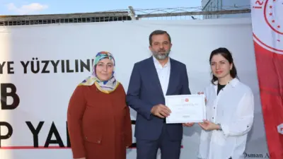 Gürsu Belediyesi, yaz boyunca ilçedeki kadınlara yönelik açtığı yüzme kursuyla,