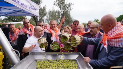 Ayvalık, zeytinin bereketini müzik, kültür, sanat ve lezzetle buluşturan Uluslararası