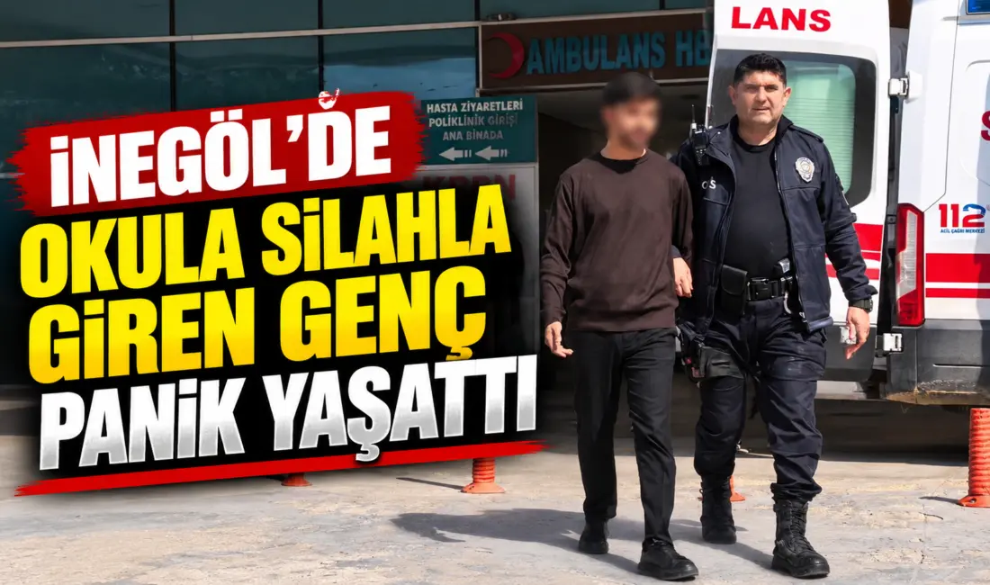 Bursa’nın İnegöl ilçesinde bir ortaokula belinde tabancayla giren 24 yaşındaki
