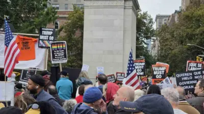 ABD’nin New York kentinde yüzlerce kişi, Başkan Donald Trump karşıtı