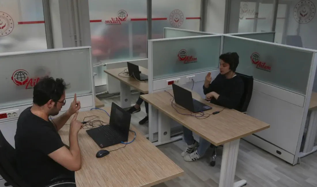 AİLEM Engelsiz İletişim Merkezi, işitme engelli bireylerin kamu ve sosyal