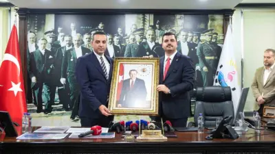 AK Parti Genel Sekreteri ve İzmir Milletvekili Eyyüp Kadir İnan,