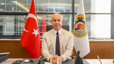 Alanya Belediye Başkanı Osman Tarık Özçelik ile Konyaaltı Belediye Başkanı