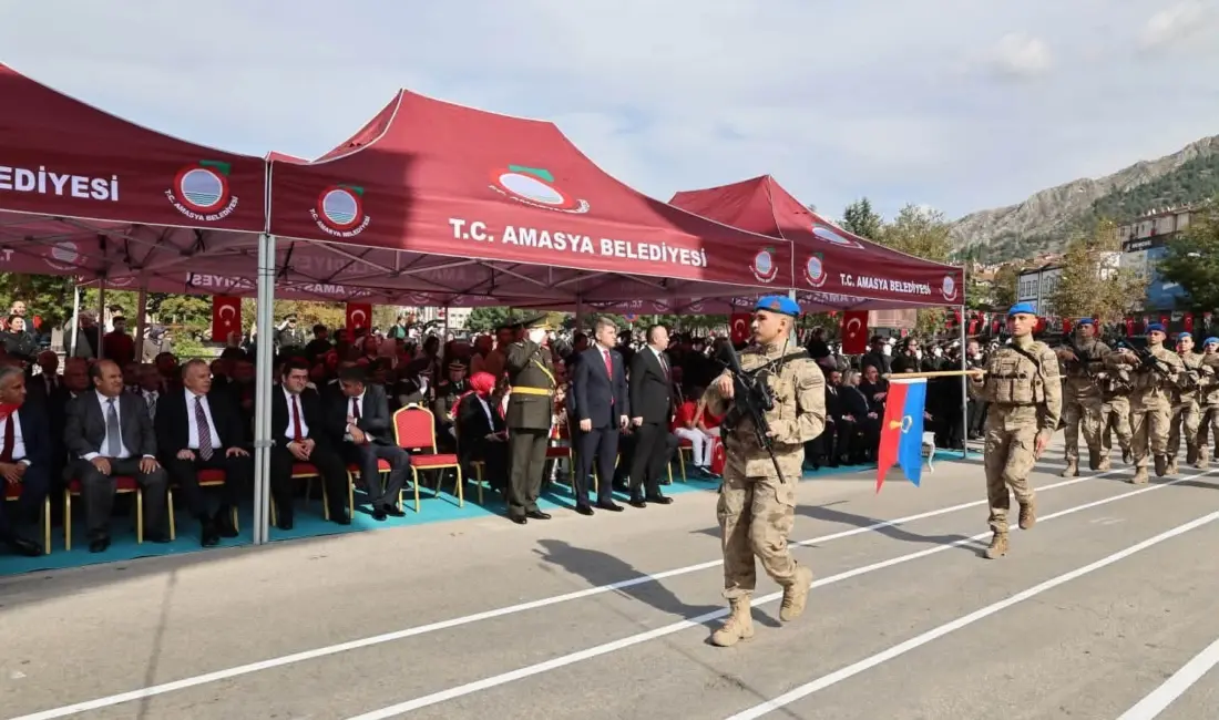 Amasya’da 29 Ekim Cumhuriyet Bayramı’nın 103. yılı coşkuyla kutlandı. Kutlamalar