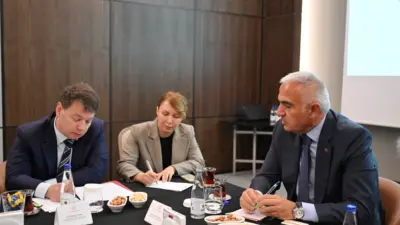 Kültür ve Turizm Bakanı Mehmet Nuri Ersoy, Antalya’da Rusya Federasyonu