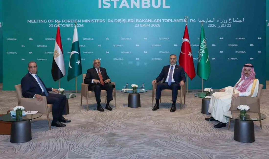 Dışişleri Bakanı Hakan Fidan’ın ev sahipliğinde İstanbul’da düzenlenen R4 Dışişleri