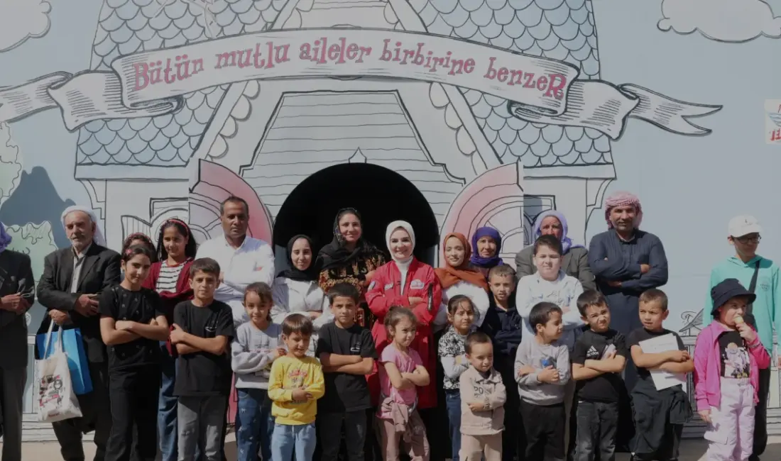 Bakan Mahinur Özdemir Göktaş, Şanlıurfa'daki TEKNOFEST Güneydoğu'da devlet korumasındaki gençlerin