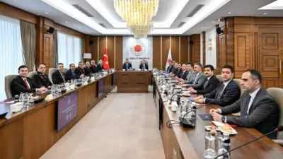 Adalet Bakanı Akın Gürlek, İçişleri Bakanı Mustafa Çiftçi ile bira