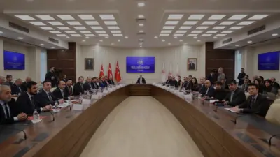 Bakan Işıkhan, işsizlik oranının yüzde 7,8'e gerilediğini belirterek, yeni nesil