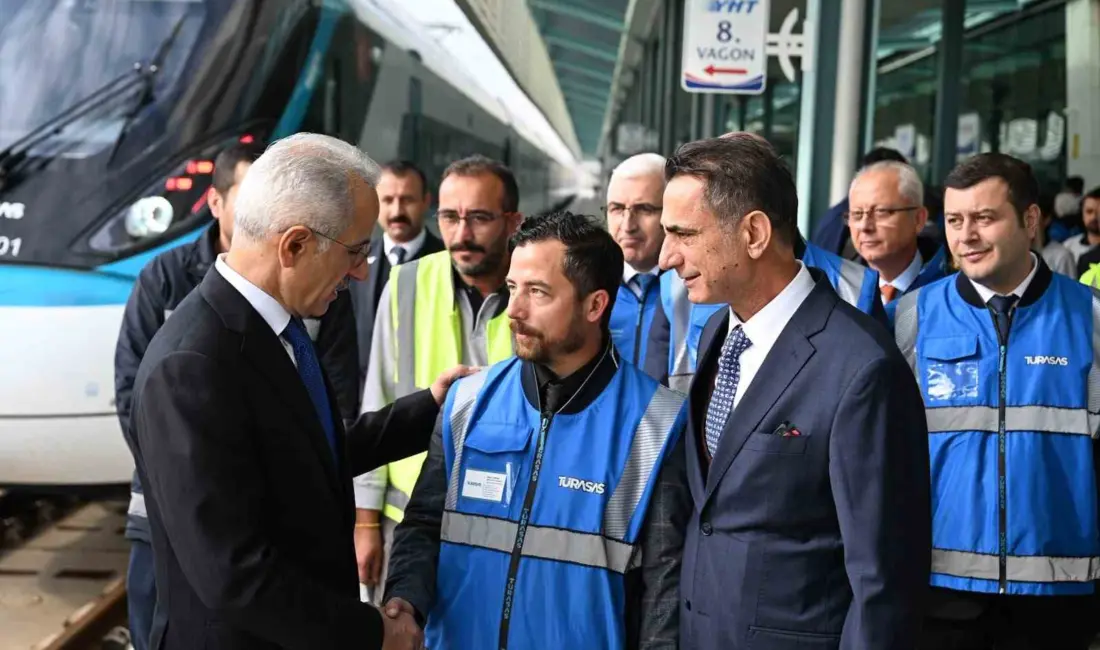 Ulaştırma ve Altyapı Bakanı Abdulkadir Uraloğlu, “Saatte 225 kilometre hızla