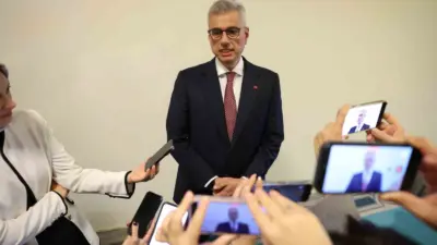 Sağlık Bakanı Kemal Memişoğlu, Sağlık Bakanlığınca 18 yaş altına sigara