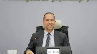 Niğde Belediye Başkanı Emrah Özdemir, kent genelinde devam eden altyapı