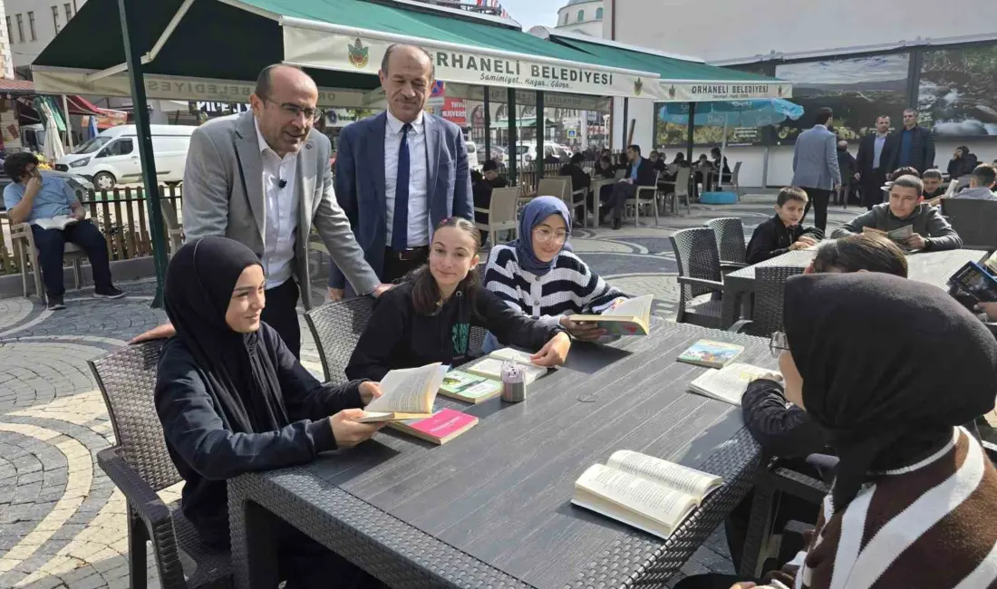 Bursa’nın Orhaneli ilçesinde Belediye ve Milli Eğitim Müdürlüğü tarafından kitap