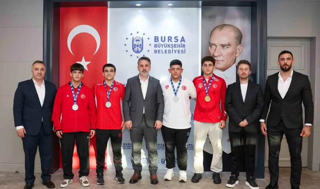 Bursa Büyükşehir Belediye Başkan Vekili Şahin Biba, Balkan Güreş Şampiyonası’nda