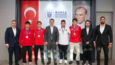 Bursa Büyükşehir Belediye Başkan Vekili Şahin Biba, Balkan Güreş Şampiyonası’nda