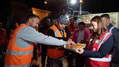 Antalya Büyükşehir Belediyesi, kent genelinde ulaşım konforunu artırmak ve yolları