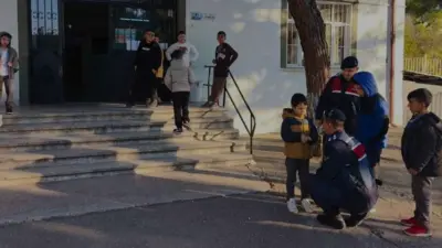 Bilecik'te jandarma ekipleri 20 okul çevresinde güvenlik ve trafik denetimi