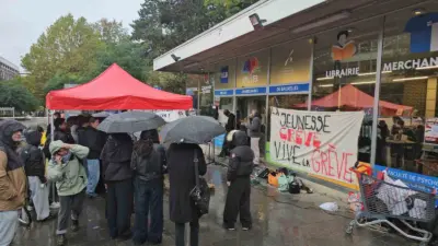 Belçika’da hükümetin politikalarını protesto eden öğrenciler, Brüksel Hür Üniversitesi (ULB)