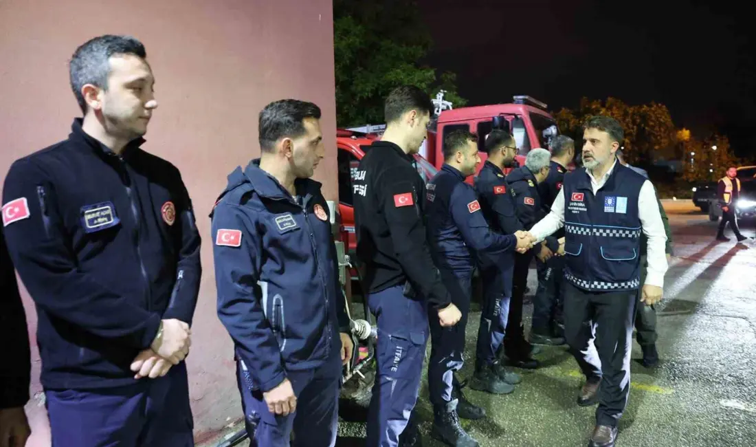 Bursa Büyükşehir Belediyesi, şehir genelinde beklenen kuvvetli yağış ve fırtınaya