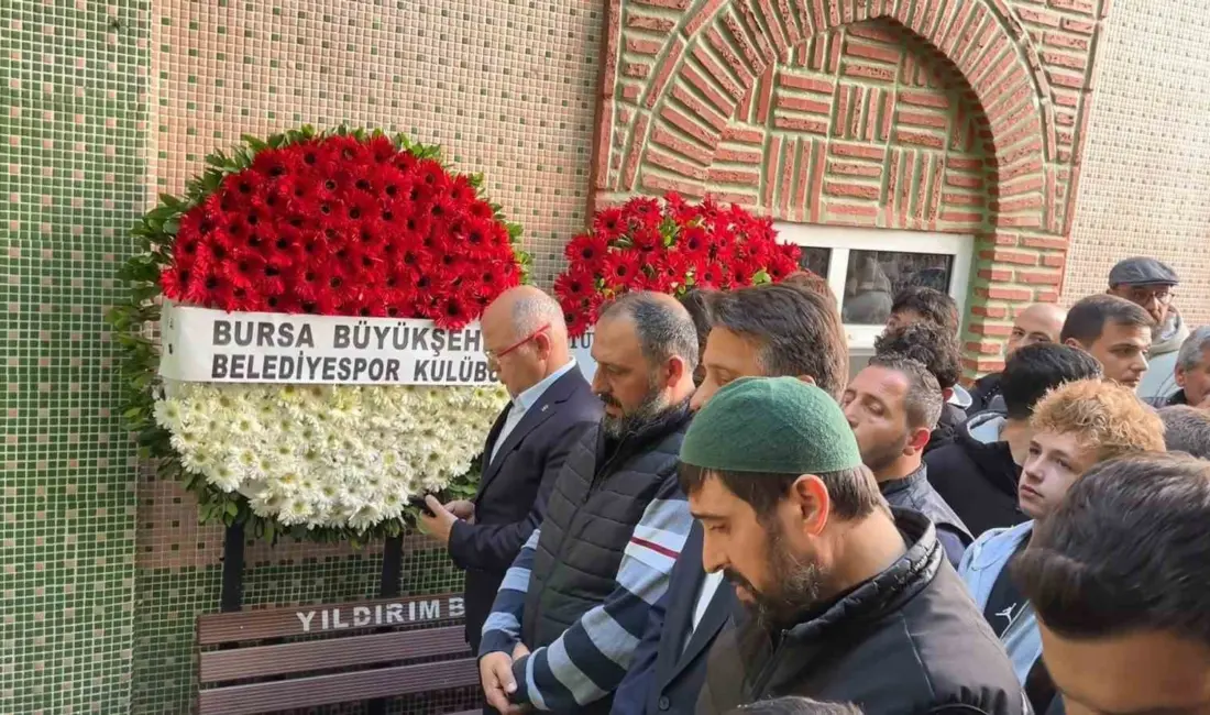 Bursa’da Yıldırım Belediyespor’un çocuk güreşçisi Yusuf Taha Turp, İstanbul’da geçirdiği