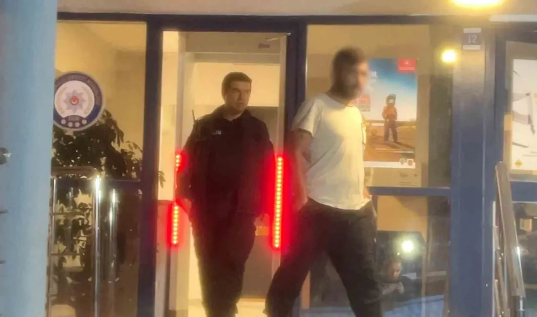Bursa’da sokak aralarında hızlı araç kullandığı ve el freni çekerek